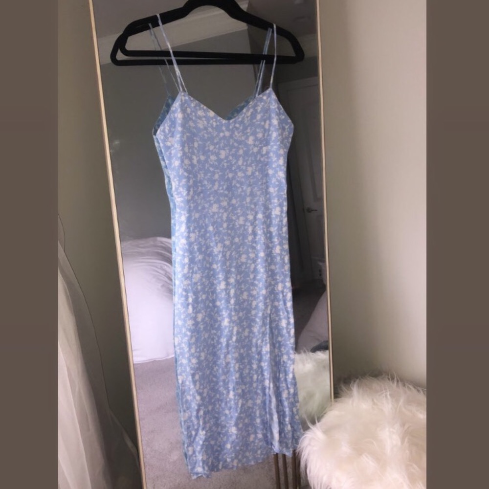 Light Blue/Cream Floral Midi Dress